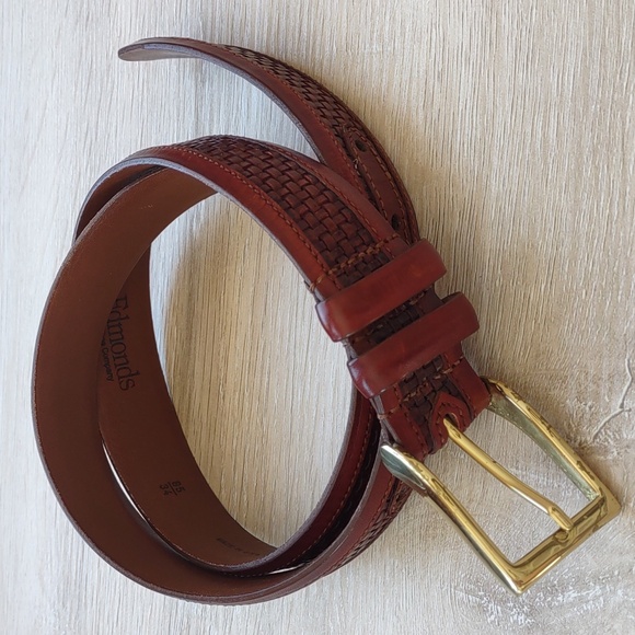 Allen Edmonds calfskin belt
